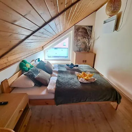 Dom W Karkonoszach Z Basenem 5 Sypialni *