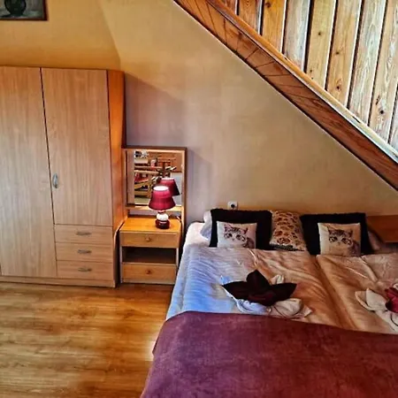 Dom W Karkonoszach Z Basenem 5 Sypialni Kowary