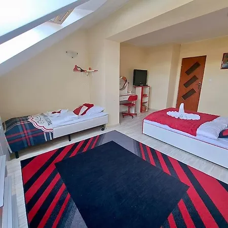 Dom W Karkonoszach Z Basenem 5 Sypialni *