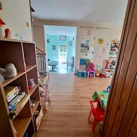 Dom W Karkonoszach Z Basenem 5 Sypialni