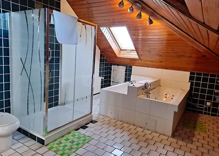 Dom W Karkonoszach Z Basenem 5 Sypialni * Kowary