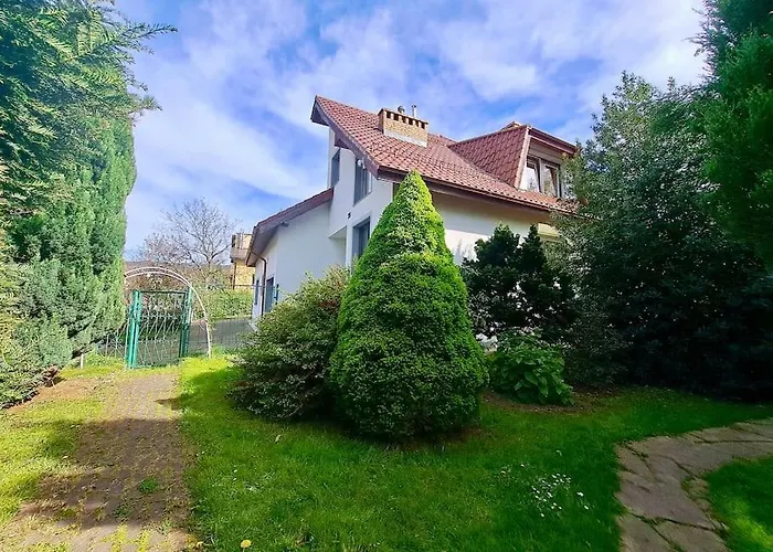 Dom wakacyjny Dom W Karkonoszach Z Basenem 5 Sypialni *