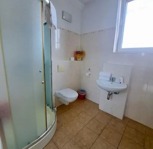 Dom W Karkonoszach Z Basenem 5 Sypialni Prázdninový dům