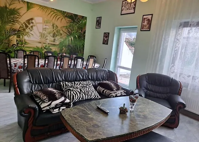 Dom W Karkonoszach Z Basenem 5 Sypialni Kowary