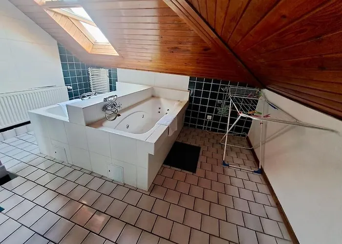 Dom W Karkonoszach Z Basenem 5 Sypialni